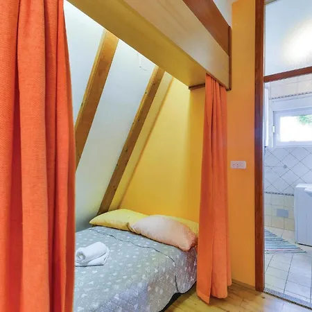 Holiday home In Gospic With Private Swimming Pool, Be Inside Or Outside *