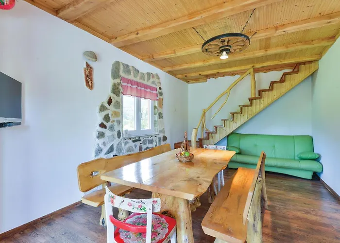 Ferienhaus Stunning In Gospić