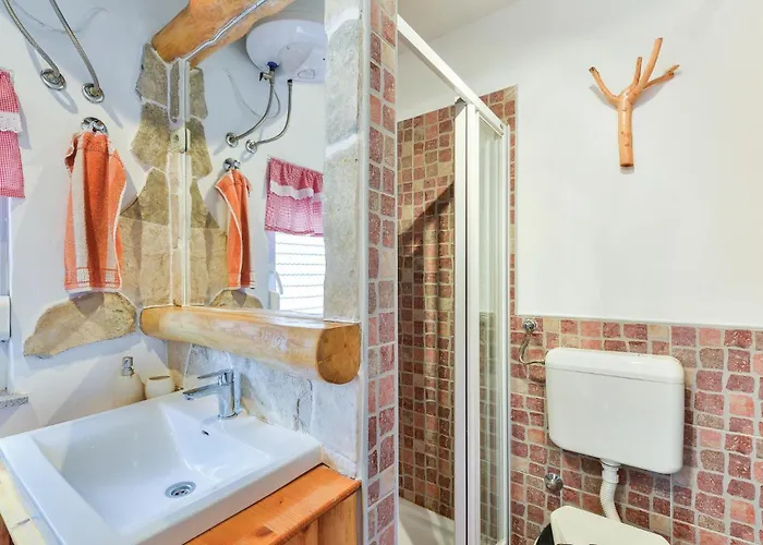 Stunning In * Gospić